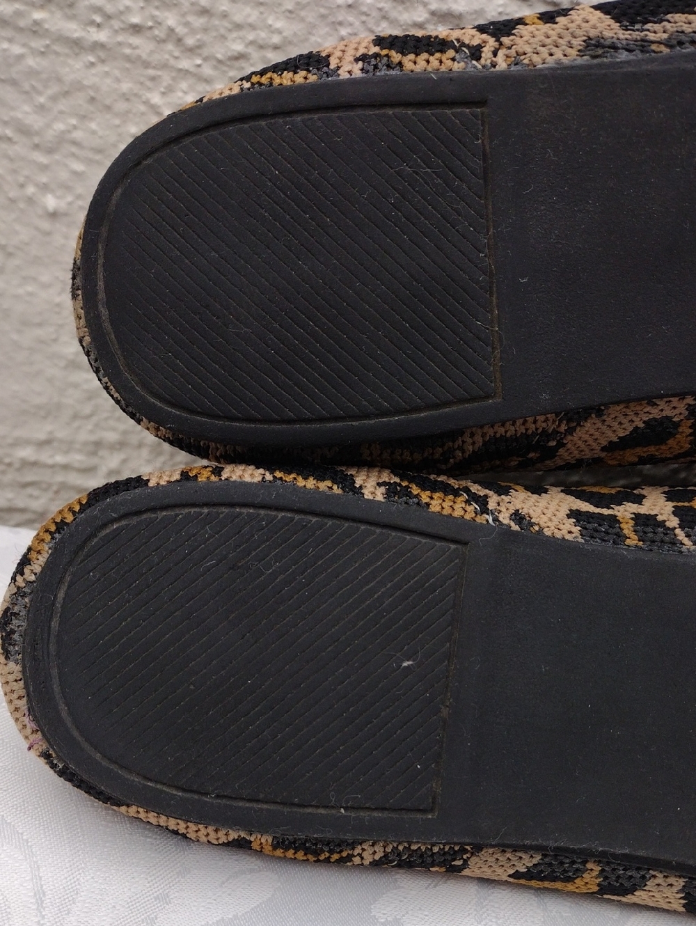 Steve Madden Tan Classic Leopard Print Fabric Upper Almond Toe Slip On Flat Shoe - Picture 9 of 16